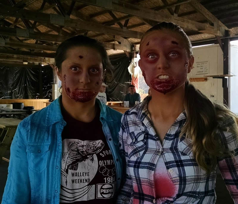 https://www.dundeemill.org/pictures/2014/10 Zombie girls 2.jpg